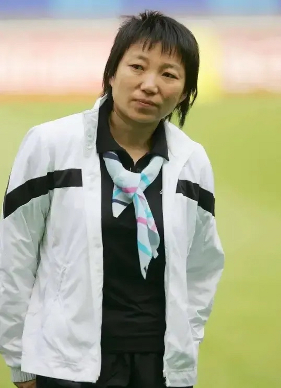 体育产业界看好女足球员发展前景的简单介绍