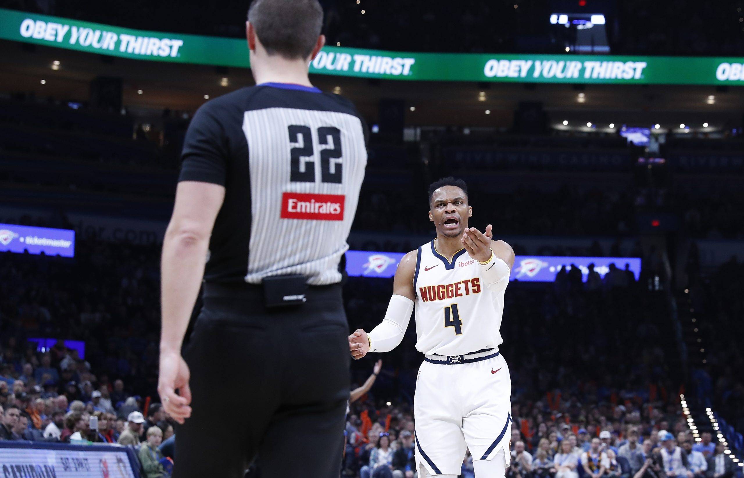 威少官方公布新规，哈登引发争议，狂砍50分球迷热议！